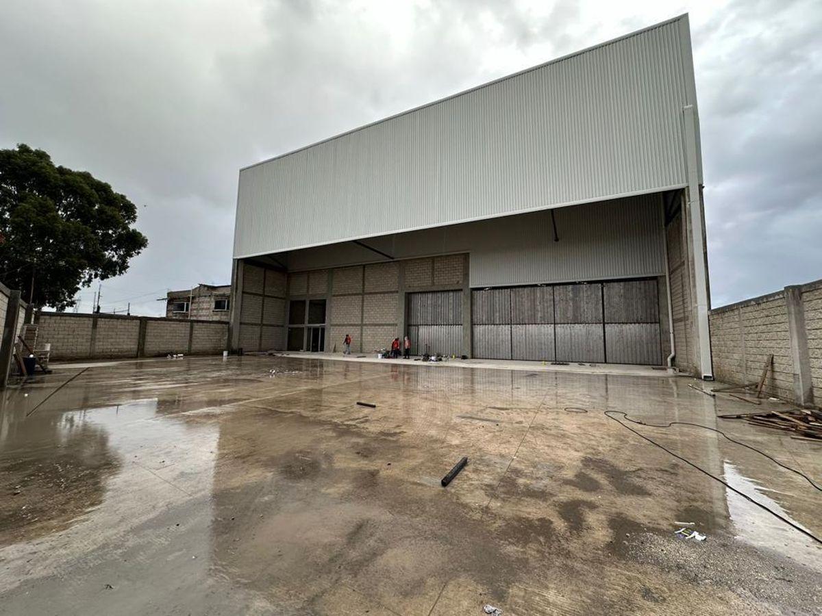 Nave Industrial de 5200 m&sup2; en Renta en Finsa