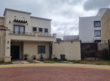 Casa de 3 habitaciones, Pachuca · Casa en Venta o Renta en Provenza Residencial