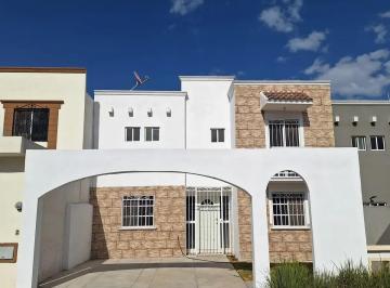 1 · Sur de Saltillo Casa en Venta en Huertas de Lourdes