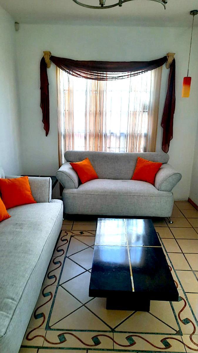 Central Obrera Neighborhood House for Rent
