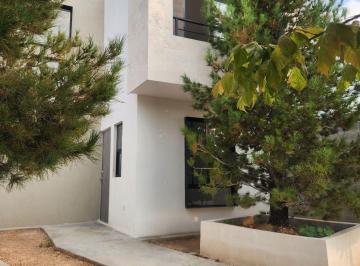 Casa de 3 habitaciones, Saltillo · Casa en Renta Fracc. Bosques de Las Lomas