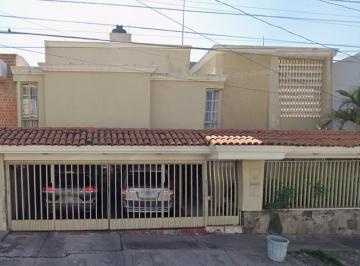 Casa Venta de 4 habitaciones · Venta de Casa en Guadalajara, Jalisco