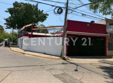 Casa · 222m² · 2 Recámaras · 2 Estacionamientos · Casa en Venta en Fracc. Espejo II, Villahermosa, Tabasco
