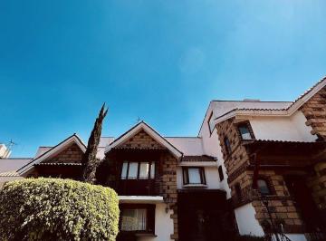 10999f4c4c9dff02ba833585a3edfac2535f54fbafcca0a11c5bf4a45433e80b · Casa en Venta en Fuentes de Tepepan, Tlalpan.
