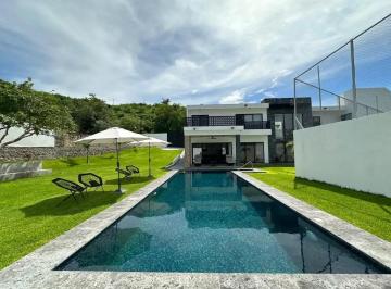 1 · Casa en Tequesquitengo