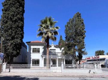 Casa de 5 habitaciones, Saltillo · En Renta Residencia en Centro Historico