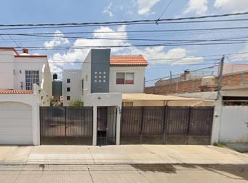 Casa de 3 habitaciones, Aguascalientes · Hermosa Casa en Montebello, Aguascalientes, Aguascalientes