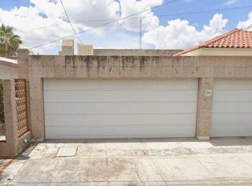 Casa de 4 habitaciones, Torreón · Guayabos, Torreón Jardín, Torreón, Coah.