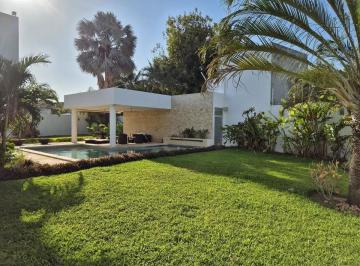 1 · Casa en Venta en Merida, Temozon Norte