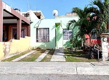 Casa de 1 habitación, Solidaridad · Casa de 88 m² con 1 Recámara en Venta en Solidaridad
