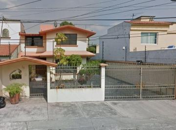 Casa de 4 habitaciones, Atizapán de Zaragoza · Casa de 285 m² con 4 Recámaras en Venta en Ciudad Adolfo López Mateos