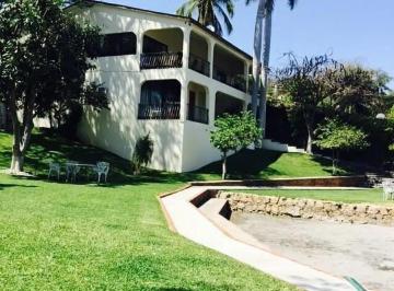 1 · Casa en Venta en Teques Frente Al Lago