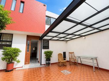 Casa · 220m² · 3 Recámaras · 2 Estacionamientos · Casa en Venta en Azcapotzalco