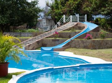 Casa en condominio de 3 habitaciones, Tlaltizapán de Zapata · Venta de Casa con Alberca y Jardín