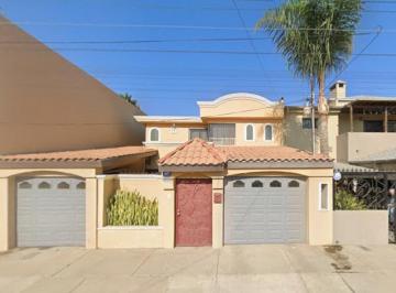 Casa de 4 habitaciones, Tijuana · Casa en Venta en Playas Tijuana Baja California