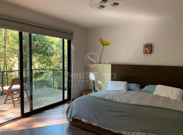 Casa en condominio de 4 habitaciones, Valle de Bravo · Casa en Condominio en Venta con Entorno Boscoso
