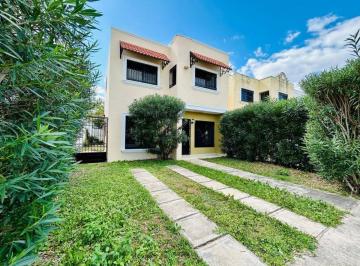 Casa de 2 habitaciones, Mérida · Renta Casa en Gran Santa Fé