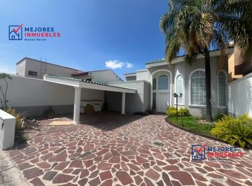 Casa · 280m² · 3 Recámaras · 4 Estacionamientos · Casa en Renta, Jardines del Campestre, León, Gto