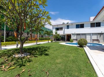 Casa en condominio de 4 habitaciones, Emiliano Zapata · Casa en Venta *fraccionamiento Burgos, Morelos*