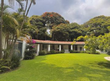 Casa de 5 habitaciones, Cuernavaca · Casa en Renta en Fraccionamiento Jardines de Ahuatepec, Al Norte de Cuernavaca Morelos.