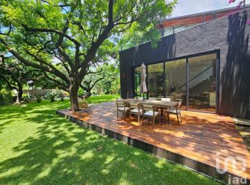 Casa · 100m² · 2 Recámaras · 4 Estacionamientos · Casa en Renta en Valle de Atongo con Alberca y Vistas a La Montaña