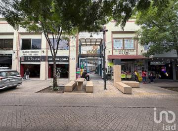 Local comercial · 17m² · Local en Venta en Av Alcalde
