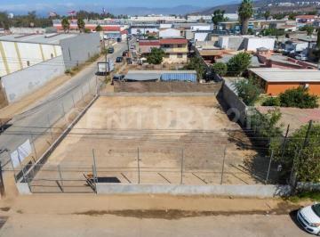 Terreno / Lote · 437m² · Terreno en Renta en Col. Escritores, Ensenada, B. C.