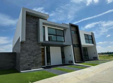 11fdde4523b9570a3e5a68178a08a445f0f0c97d7a16ab6b7e12bdda7b03647c · Casa en Venta en Valle Imperial
