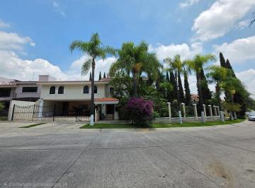 88257055cc3fa1fe2d0c2a03471c07fcc90e540f9b025fa4780e5528101f1a7d · Casa en Venta Bugambilias Primera Seccion, Zapopan