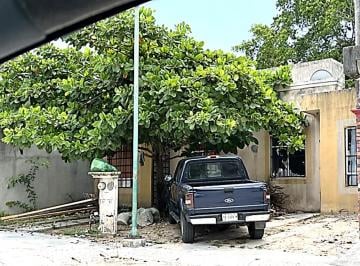 Casa de 1 habitación, Solidaridad · Casa de 90 m² con 1 Recámara en Venta en Las Flores