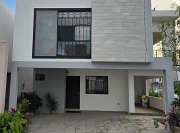 Casa · 3 Recámaras · 2 Estacionamientos · Casa en Renta Amueblada y Equipada Privada San Agustin Apodaca Nuevo León.
