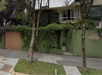 Casa de 5 habitaciones, Naucalpan de Juárez · ¡Excelente Oportunidad! Casa en Venta en Cd. Satelite Muy por Debajo del Costo Comercial!