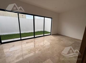 Casa · 153m² · 3 Recámaras · 2 Estacionamientos · Casa en Venta en Arbolada