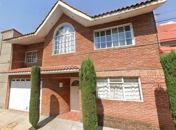 Casa de 4 habitaciones, Iztapalapa · Casa de 178 m² con 4 Recámaras en Venta en Cerro de La Estrella