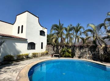 Casa en condominio de 5 habitaciones, Yautepec · Casa en Venta en Cocoyoc, Col. Alejandra