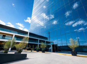 Local comercial , Querétaro · Local de 112 m² en Acceso Principal a El Campanario