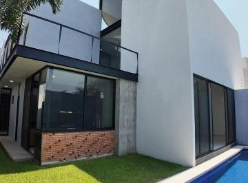 1 · Casa en Lomas de Cuernavaca | Nueva con Alberca, Roof Garden y Seguridad