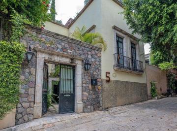 01f0132da96fb185a0f90d156302f3c92cd79ab0f563d7afcea74d8232295a87 · Casa en San Miguel de Allende Cerca del Centro y del Parque Juárez