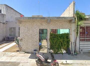 Casa de 1 habitación, Solidaridad · Casa de 90 m² con 1 Recámara en Venta en Misión del Carmen