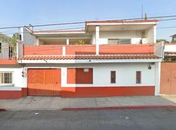 Casa de 4 habitaciones, Temixco · Casa de 285 m² con 4 Recámaras en Venta en Pueblo Lomas del Carril