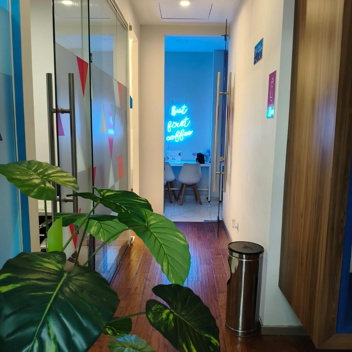 Oficina Pirvada - San Manuel Cowork Platino