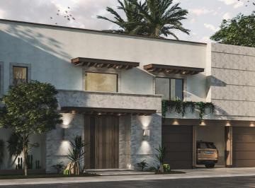 Casa · 620m² · 4 Recámaras · 3 Estacionamientos · Casa Residencial en Hacienda El Rosario, Torreon, Coah
