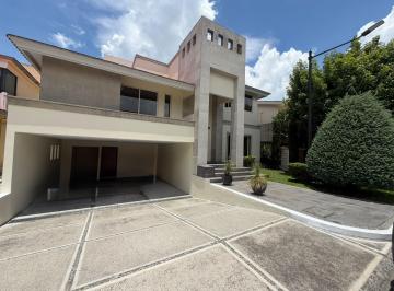 Casa en condominio · 428m² · 3 Recámaras · Residencial La Providencia - Metepec