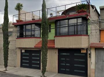 Casa de 3 habitaciones, Nezahualcóyotl · Casa en Venta Nezahualcóyotl