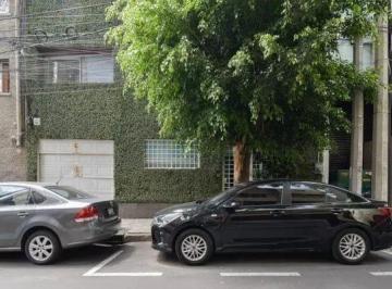 Edificio · 645m² · 3 Estacionamientos · Edificio Comercial en Renta en La Napoles
