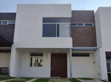Casa en condominio de 5 habitaciones, San Pedro Tlaquepaque · Casa en Renta | 5 Recámaras | Roof Garden | Alberca | Gimnasio | Horizonte El Tapatío