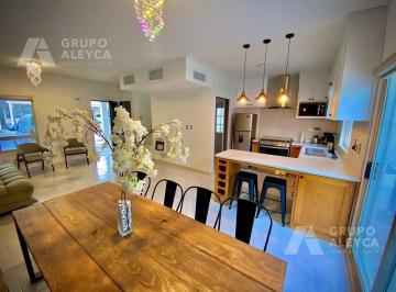 Casa · 150m² · 3 Recámaras · 2 Estacionamientos · Casa en Renta en Monteverde con Todos Los Servicios Incluidos Tipo Airbnb