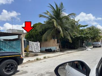 Casa de 1 habitación, Solidaridad · Casa de 90 m² con 1 Recámara en Venta en Misión Las Flores