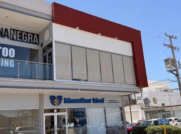 Local comercial · 130m² · 5 Estacionamientos · Local en Renta Sobre Av Juarez, Torreon, Coah