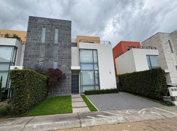 Casa en condominio · 186m² · 3 Recámaras · 2 Estacionamientos · Villas del Campo, Calimaya